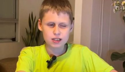 Вот так поворот: Слепой мальчик предсказал, когда падет Киев