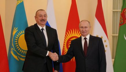 «Огромная война развязана»: Путина призвали срочно позвонить Алиеву