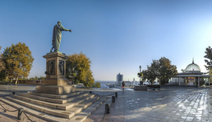 Bloomberg: Россия может начать наступление на Одессу и Харьков