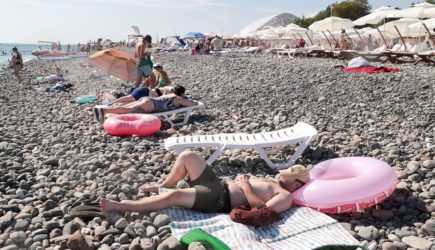 Россиянин описал цены на летний отдых на юге страны фразой &laquo;продажа почки не поможет&raquo;