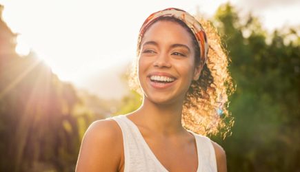 Девушки ринулись в аптеки за модной вещью