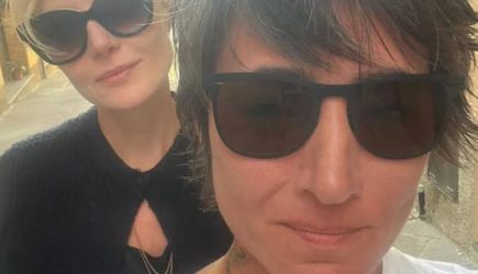 Составлен список мечтающих вернуться в Россию артистов-беглецов