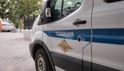 Иностранцы избили беременную россиянку за отказ познакомиться