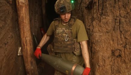 В Кремле ответили на вопрос о поставках вооружения США на Украину