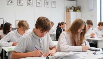 В России предложили вернуться к системе 10-летнего школьного обучения