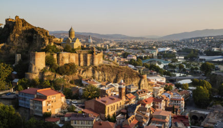 Грузия отказалась пропускать через границу 80 украинцев