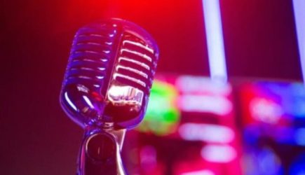 Елена Ваенга может навсегда лишиться голоса из-за ларингита