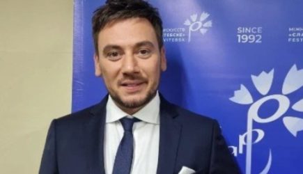 &#171;Мачо себя не считаю!: как живет 43-летний победитель  шоу &#171;Один в один!&#187; Руслан Алехно