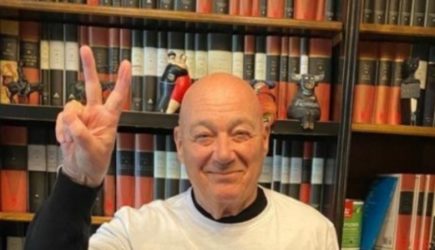 Журналист Познер заявил о планах вернуться на Первый канал