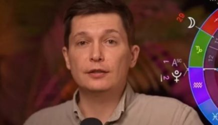 Астролог назвал знак, которого ждет вираж судьбы в августе