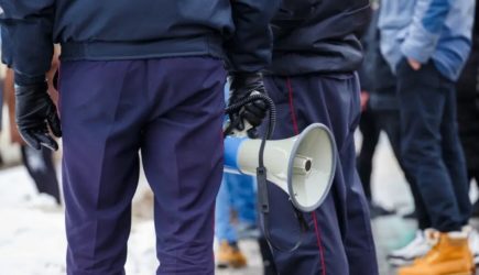 &#171;Покажите это депутатам Госдумы&#187;: Угроза России, о которой не говорят. Где полиция?