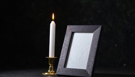 Весь мир скорбит: ушел из жизни легендарный исполнитель и автор песен