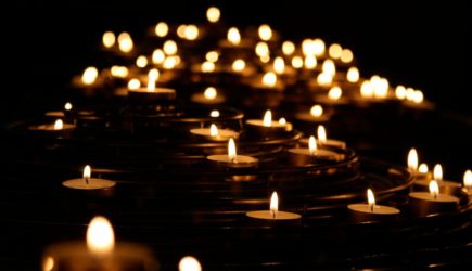 Могилу Роберта Рождественского разграбили