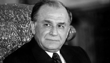 Умер бывший президент Румынии