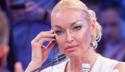 Дочь Волочковой отреагировала на выходку матери