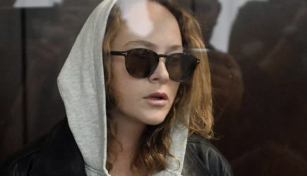 Суд не отправил актрису Аглаю Тарасову под домашний арест