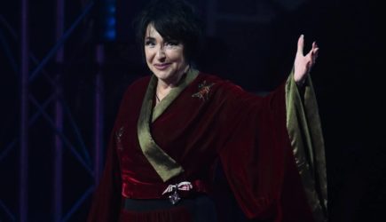 Лолита заступилась за Пугачеву после слов о предательстве Родины