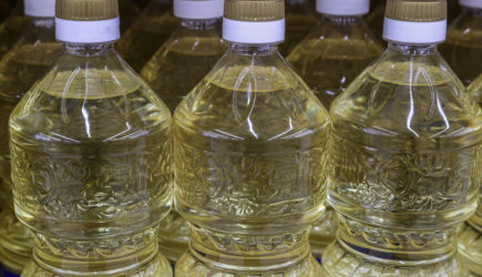 В России резко подешевел один из самых популярных продуктов