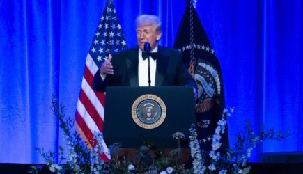 Трамп поставил на место Зеленского одним решением после слов об ударе по Москве