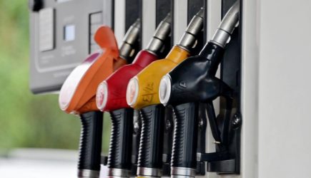 В Севастополе ограничили продажу бензина