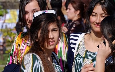 Запах кислятины от женщин есть только у одной национальности