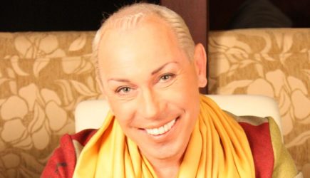 Песков попал в беду: налоговая ликвидирует его театр