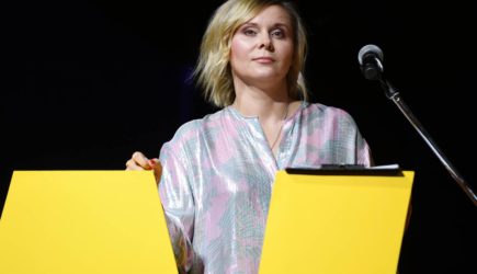 Актрису обвинили по трем статьям после скандального заявления о российских детях