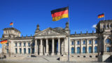 Германия отменяет ускоренную процедуру получения гражданства
