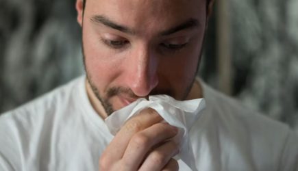 Как поднять настроение во время простуды