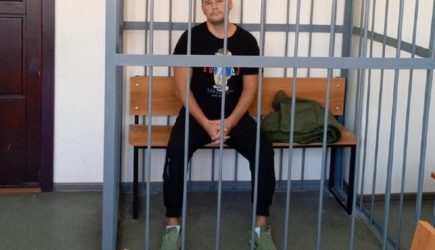 Россиянин сел в такси и получил четыре пули в грудь