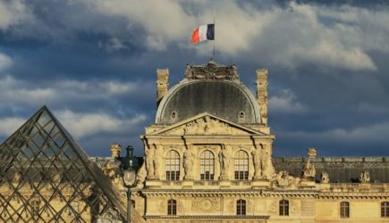 Похищенные из Лувра драгоценности «объявились» в России