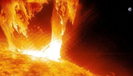 Самая сильная вспышка на Солнце прямо сейчас