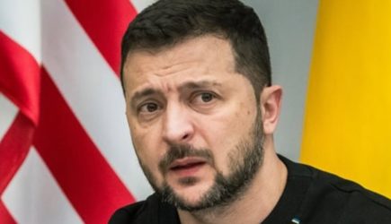 «Рычаг для смены власти»: Зеленский получил «черную метку» от Запада