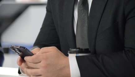 Российскому бизнесу назвали сроки отмены санкций