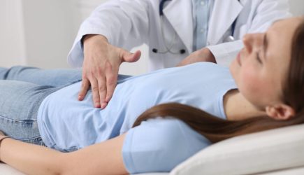 Названы снижающие риск рака кишечника на 17 процентов продукты