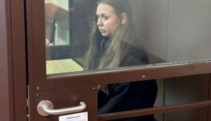 Стюардесса &laquo;Уральских авиалиний&raquo; получила семь лет за&nbsp;вранье про&nbsp;ВС России