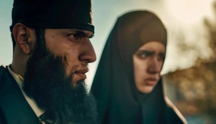 «Мы приносим больше пользы, чем коренные жители России!»: Решение Госдумы вывело мигрантов из себя. Вот что они заявили