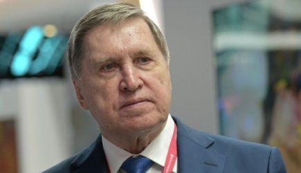 Ушаков допустил, что кто-то сливает или прослушивает закрытые разговоры