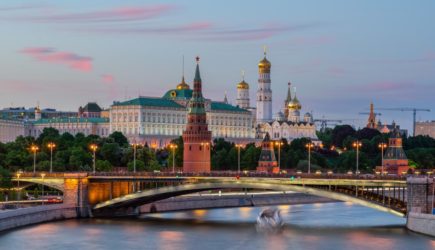 Россиян предупредили о последствиях обрушения курса рубля