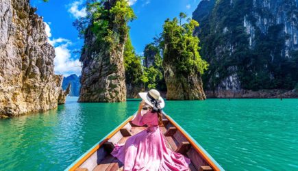 Россияне массово устремились на отдых в три страны в декабре