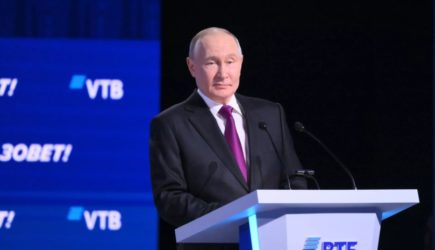 &laquo;Мы готовы прямо сейчас&raquo;: Путин ответил горячим головам в Европе