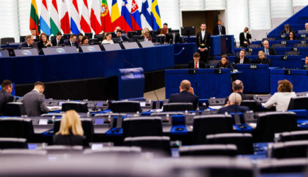 Поставят на колени: на Западе рассказали, что ждет Европу после поражения Киева