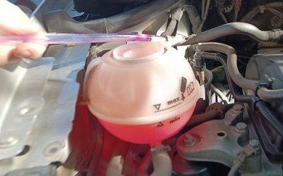 Нюансы о замене антифриза, которые не знают водители