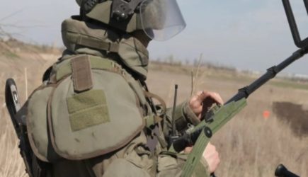 Росгвардия и ФСБ в ЛНР нашли тайник с американским оружием