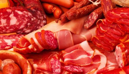 Он вызывает рак, а мы его уплетаем за обе щеки: прочтите дважды