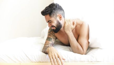 Мужчин предупредили об опасных способах мастурбации