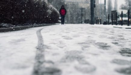 В случае падения на льду можно потребовать компенсацию вреда &ndash; рекомендации юриста