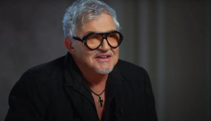 Дибров на публике признался в любви к известной певице после громкого развода