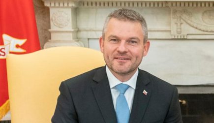 Президент Словакии пошел на подлый шаг против России