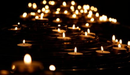 Всего 48 лет: умер известный артист, звезда телесериалов